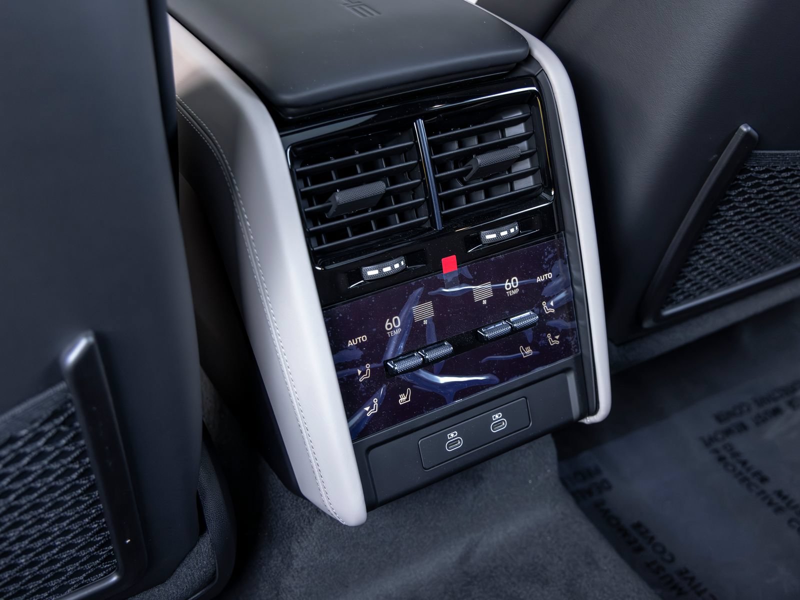 New 2026 Porsche Cayenne Turbo AWD/4WD image 44