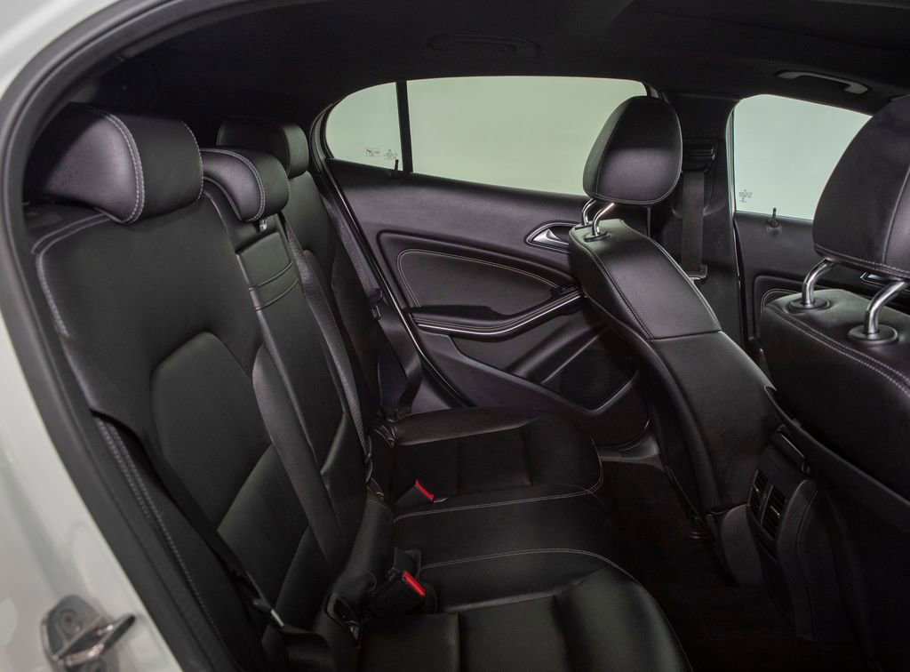 Used 2018 Mercedes-Benz GLA 250 4MATIC image 21