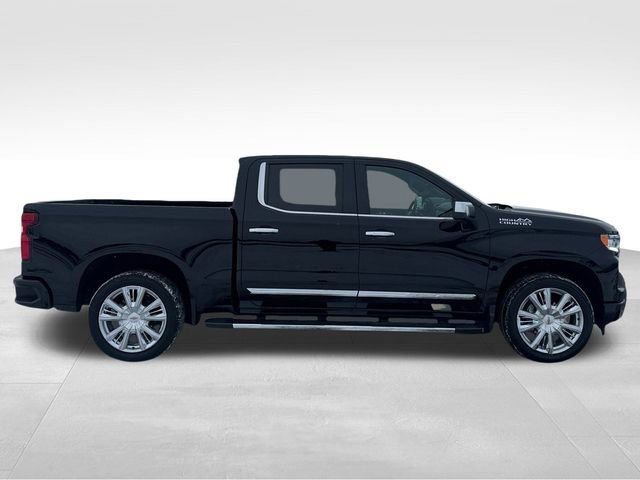 Used 2024 Chevrolet Silverado 1500 High Country w/ Technology Package image 6