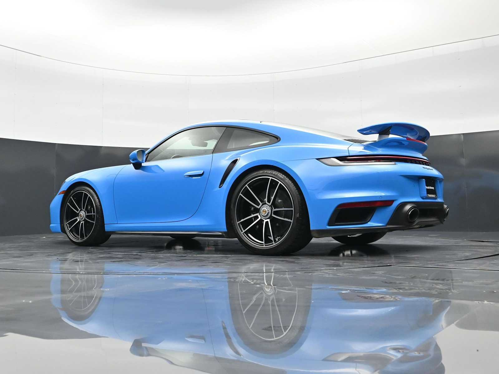 Certified 2021 Porsche 911 Turbo S AWD/4WD image 40