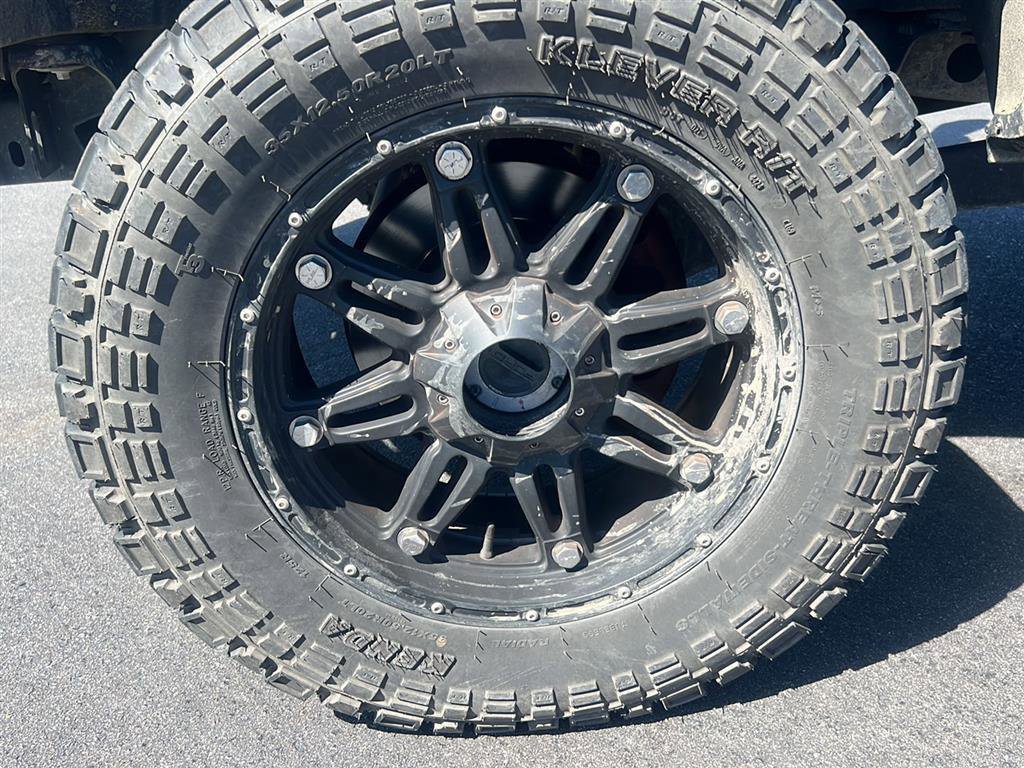 Used 2017 Ford F250 XLT w/ XLT Premium Package image 4