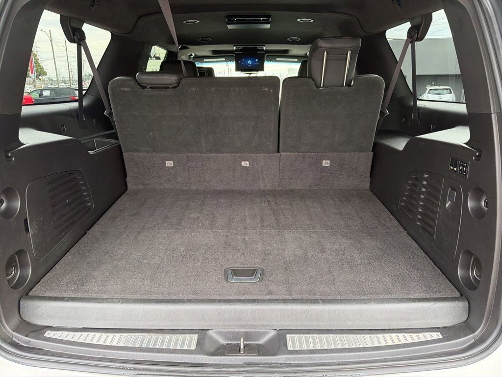 Used 2017 Cadillac Escalade ESV Platinum image 31