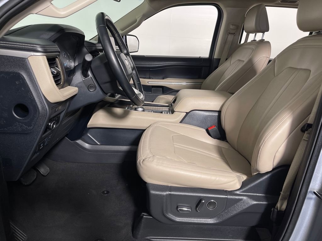 Used 2024 Ford Expedition Max Limited image 13