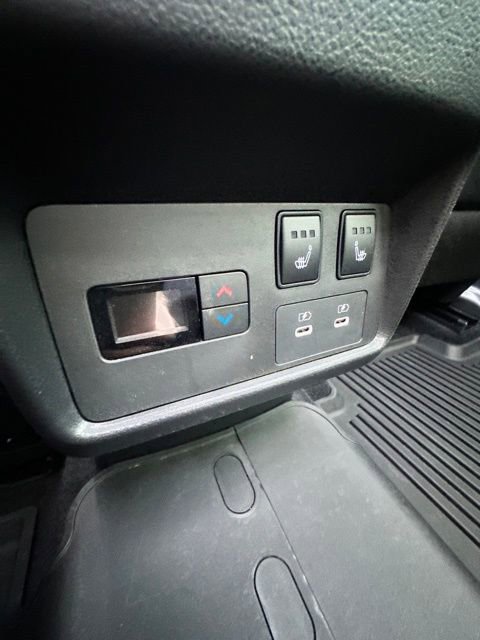 Certified 2024 Nissan Rogue Platinum w/ Platinum Premium Package image 32