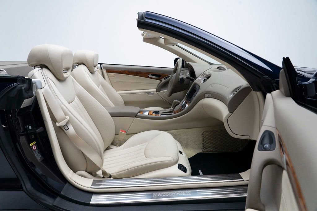 Used 2009 Mercedes-Benz SL 550 image 50