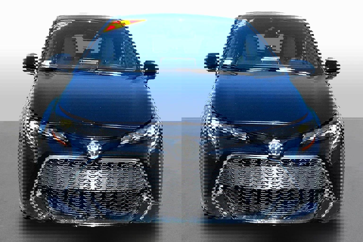 Used 2019 Toyota Corolla XSE w/ Body Protection Package FWD image 3