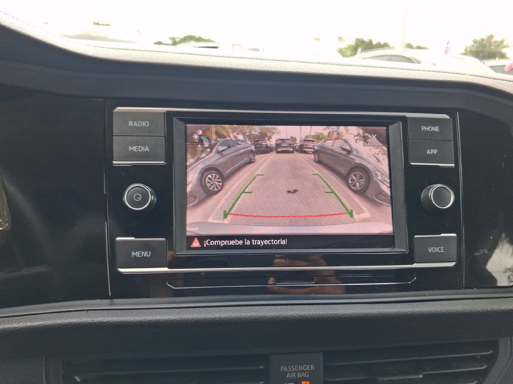 Certified 2024 Volkswagen Jetta S FWD image 21