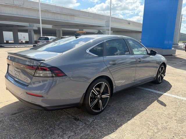 Used 2025 Honda Accord Sport image 6