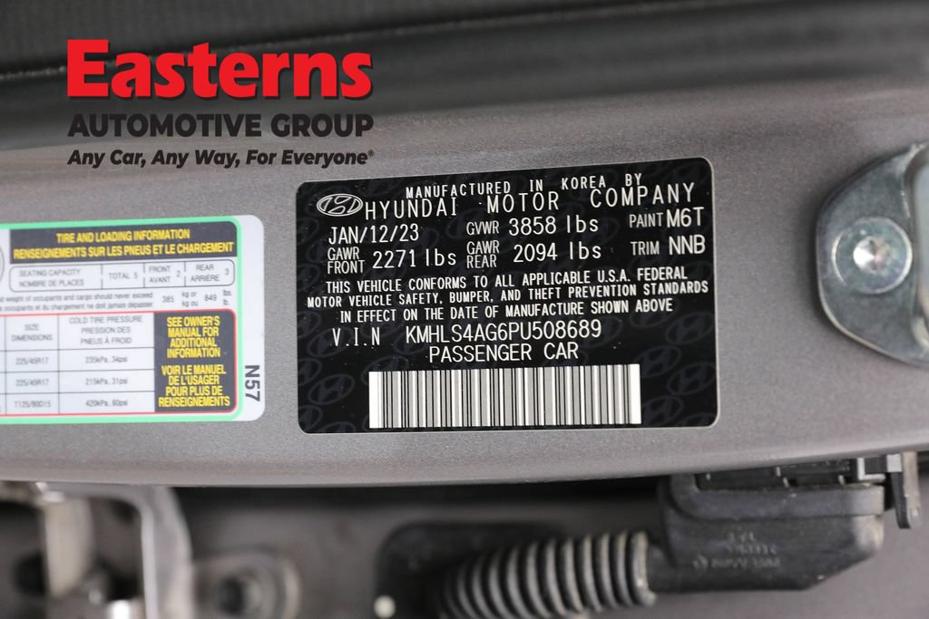 Used 2023 Hyundai Elantra SEL w/ Convenience Package FWD image 29