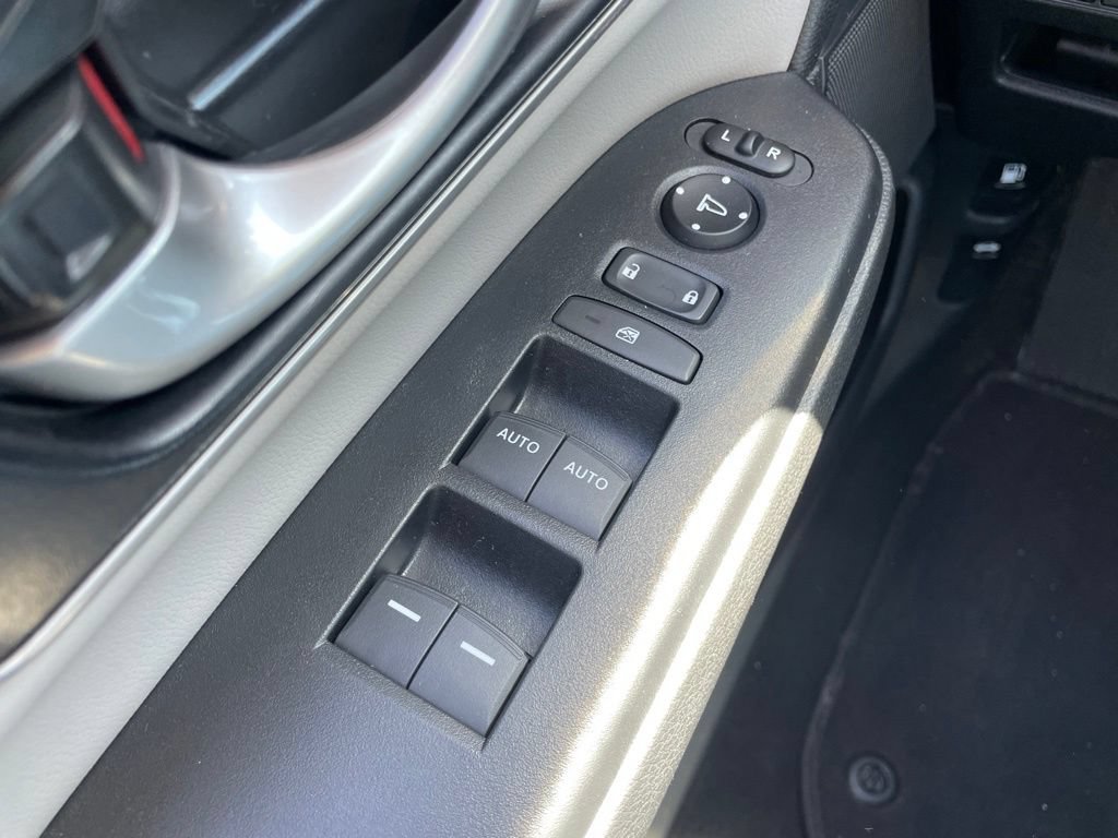 Used 2021 Honda CR-V EX-L image 25
