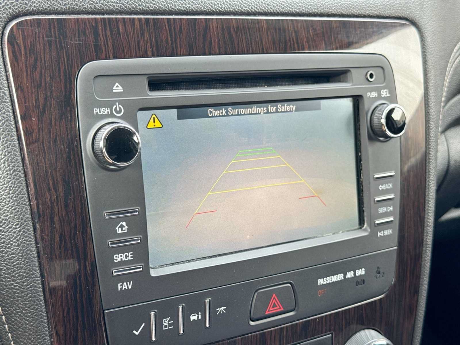 Used 2017 Chevrolet Traverse LT FWD image 30