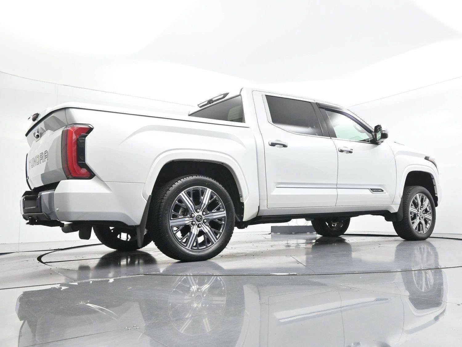 Used 2023 Toyota Tundra Capstone AWD/4WD image 51