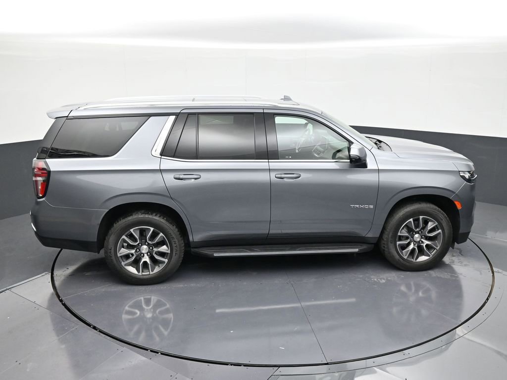 Used 2022 Chevrolet Tahoe LT w/ LT Signature Package AWD/4WD image 18