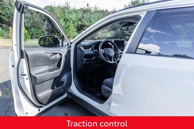 Certified 2025 Toyota RAV4 XLE w/ Convenience Package AWD/4WD image 27
