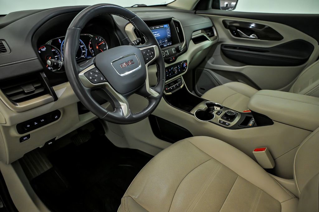 Used 2022 GMC Terrain Denali w/ Denali Premium Package image 12