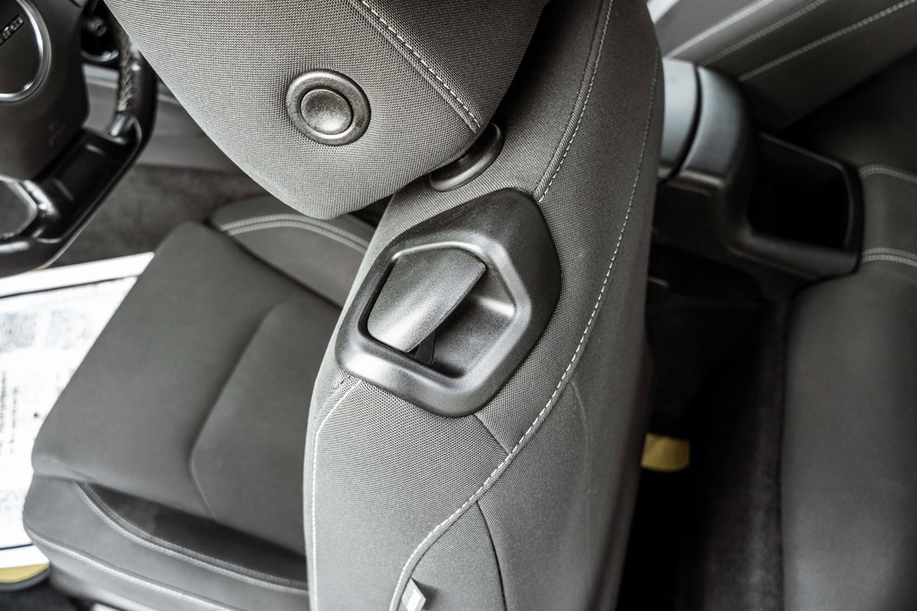 Used 2021 Chevrolet Camaro LT w/ RS Package image 25