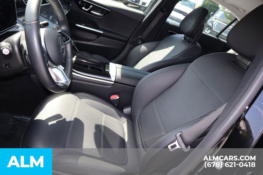 Used 2025 Mercedes-Benz C 300 Sedan image 11
