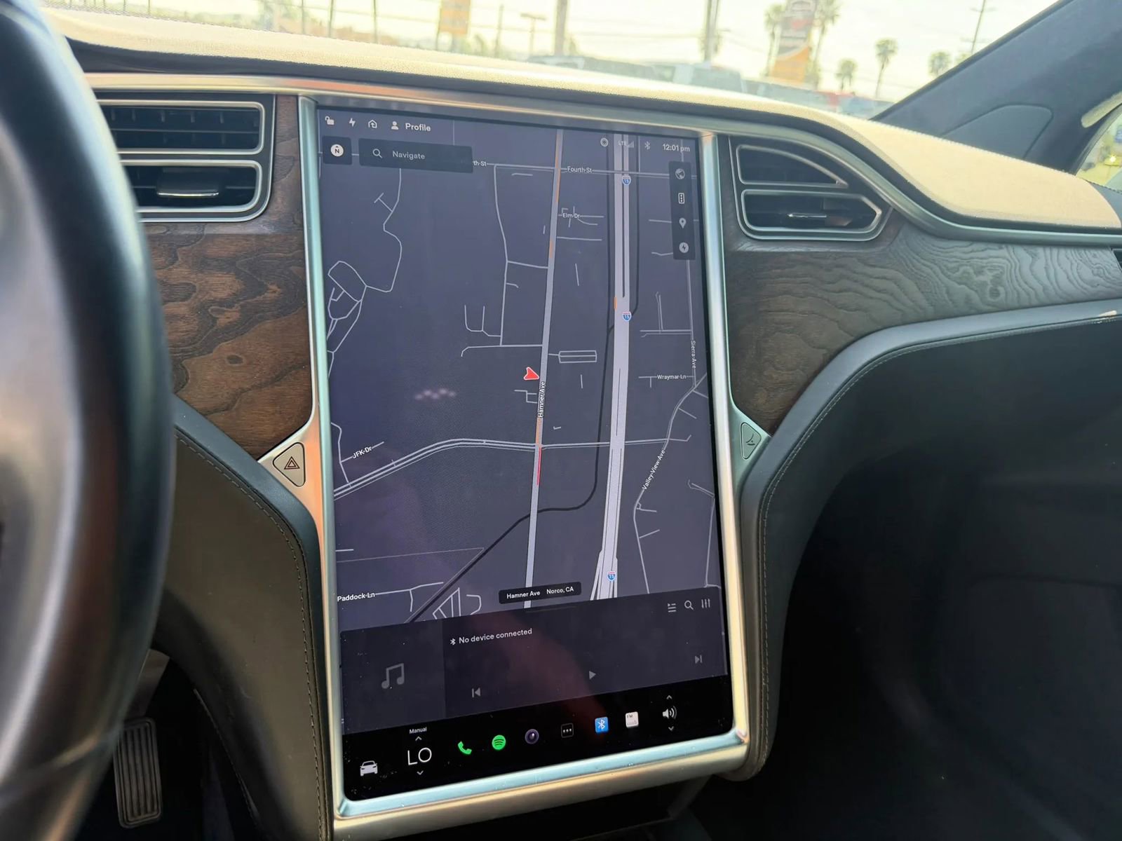 Used 2017 Tesla Model X 75D AWD/4WD image 15