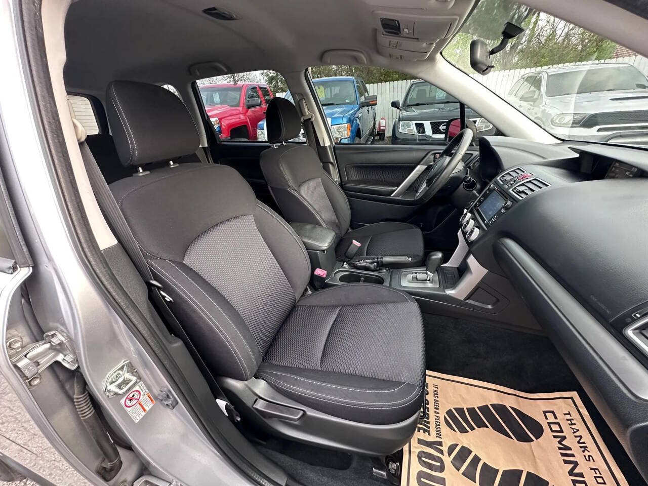 Used 2017 Subaru Forester 2.5i w/ Alloy Wheel Package AWD/4WD image 12