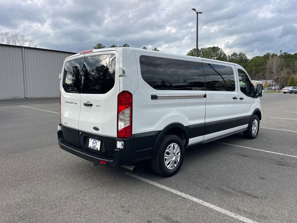 Used 2023 Ford Transit 350 XLT image 5