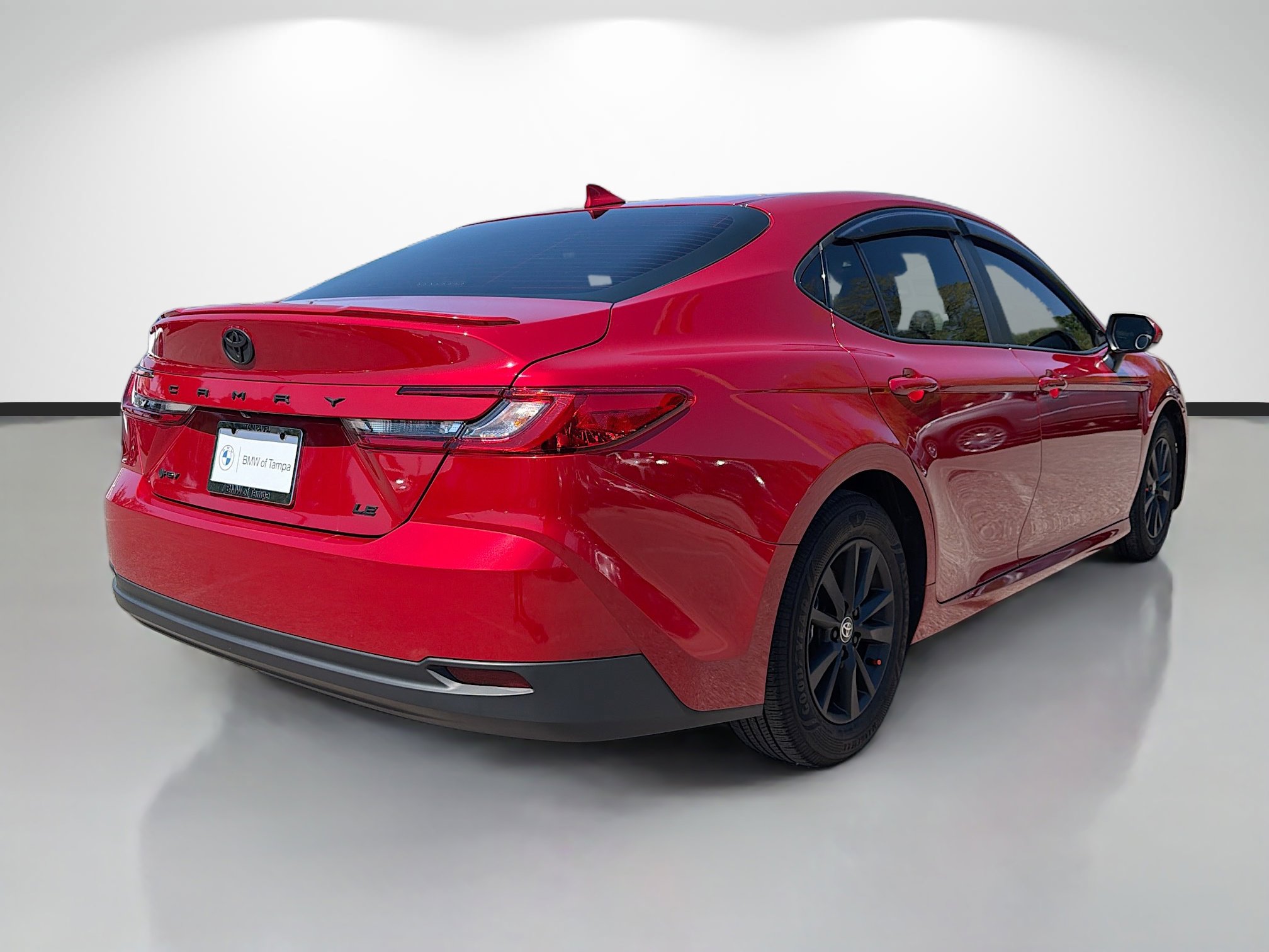 Used 2025 Toyota Camry LE w/ Convenience Package FWD image 3