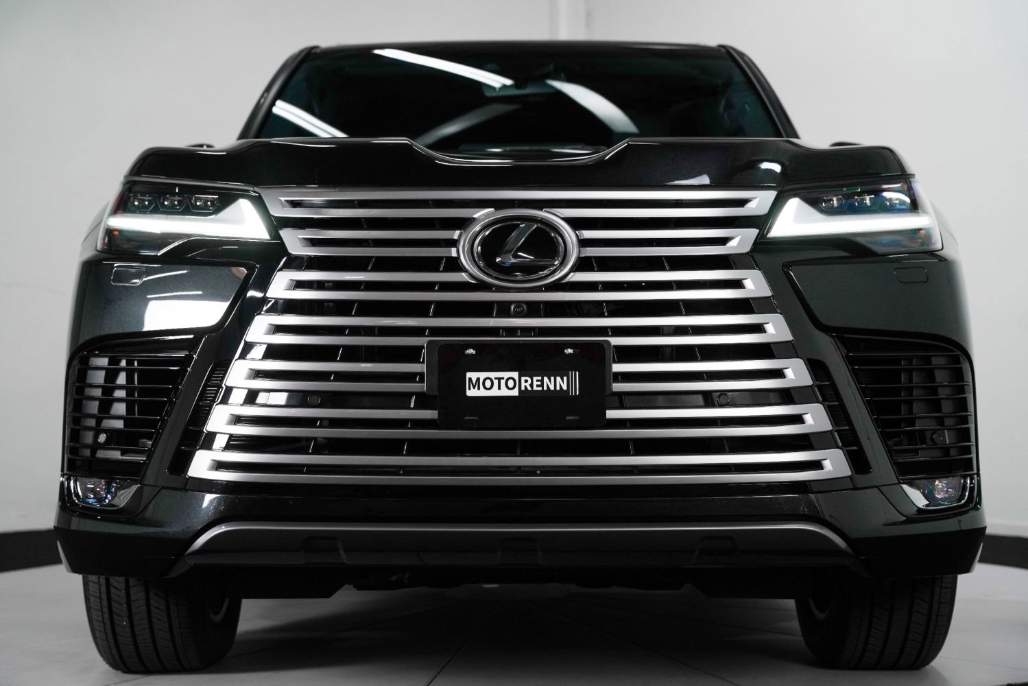 Used 2024 Lexus LX 600 4WD w/ Premium Package image 15
