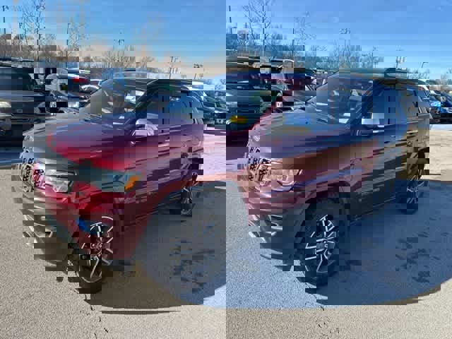 Used 2019 Jeep Grand Cherokee Limited image 15