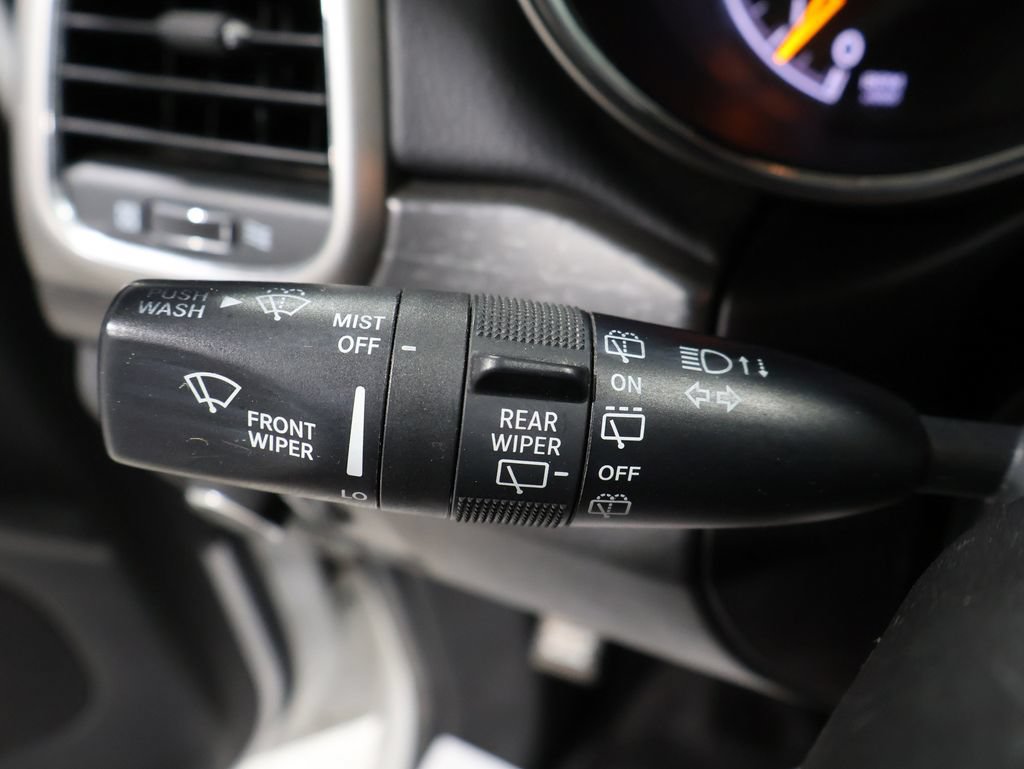 Used 2018 Jeep Grand Cherokee Altitude AWD/4WD image 36