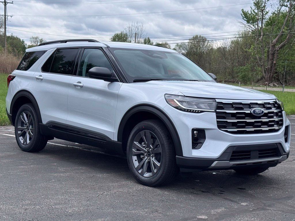 New 2026 Ford Explorer Active w/ Active Comfort Package AWD/4WD image 6