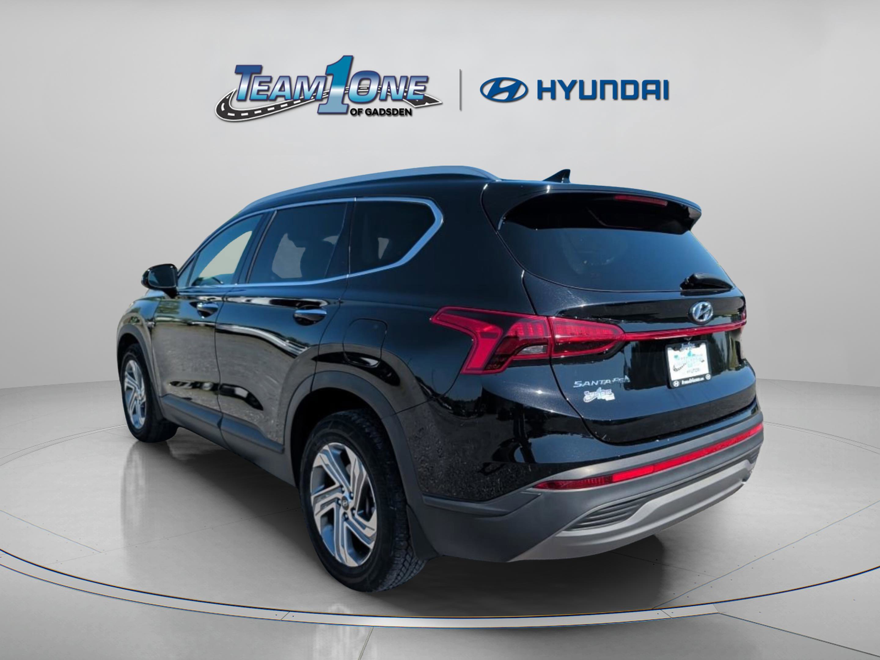 Used 2023 Hyundai Santa Fe SEL FWD image 6