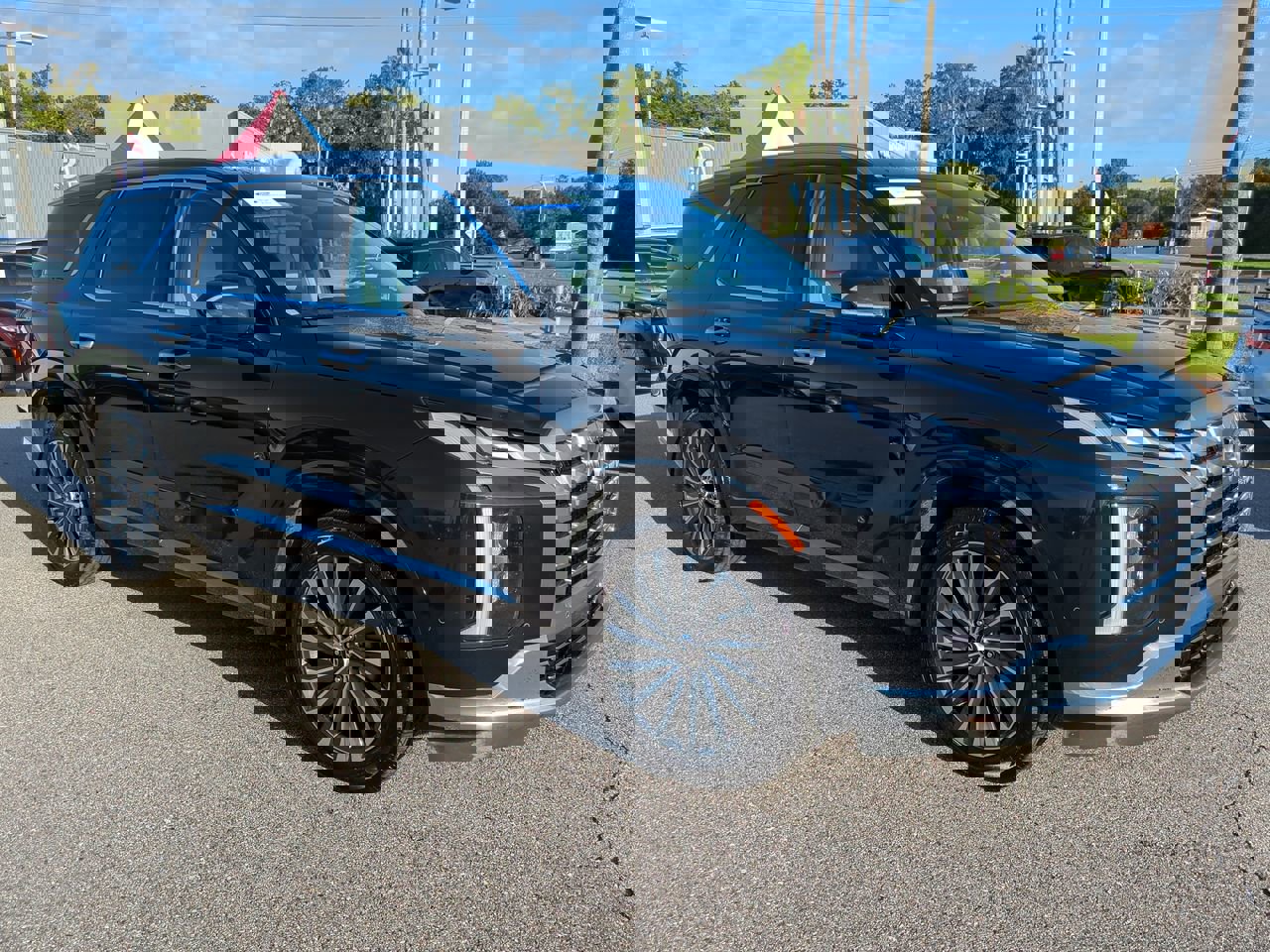 Used 2024 Hyundai Palisade Calligraphy image 2