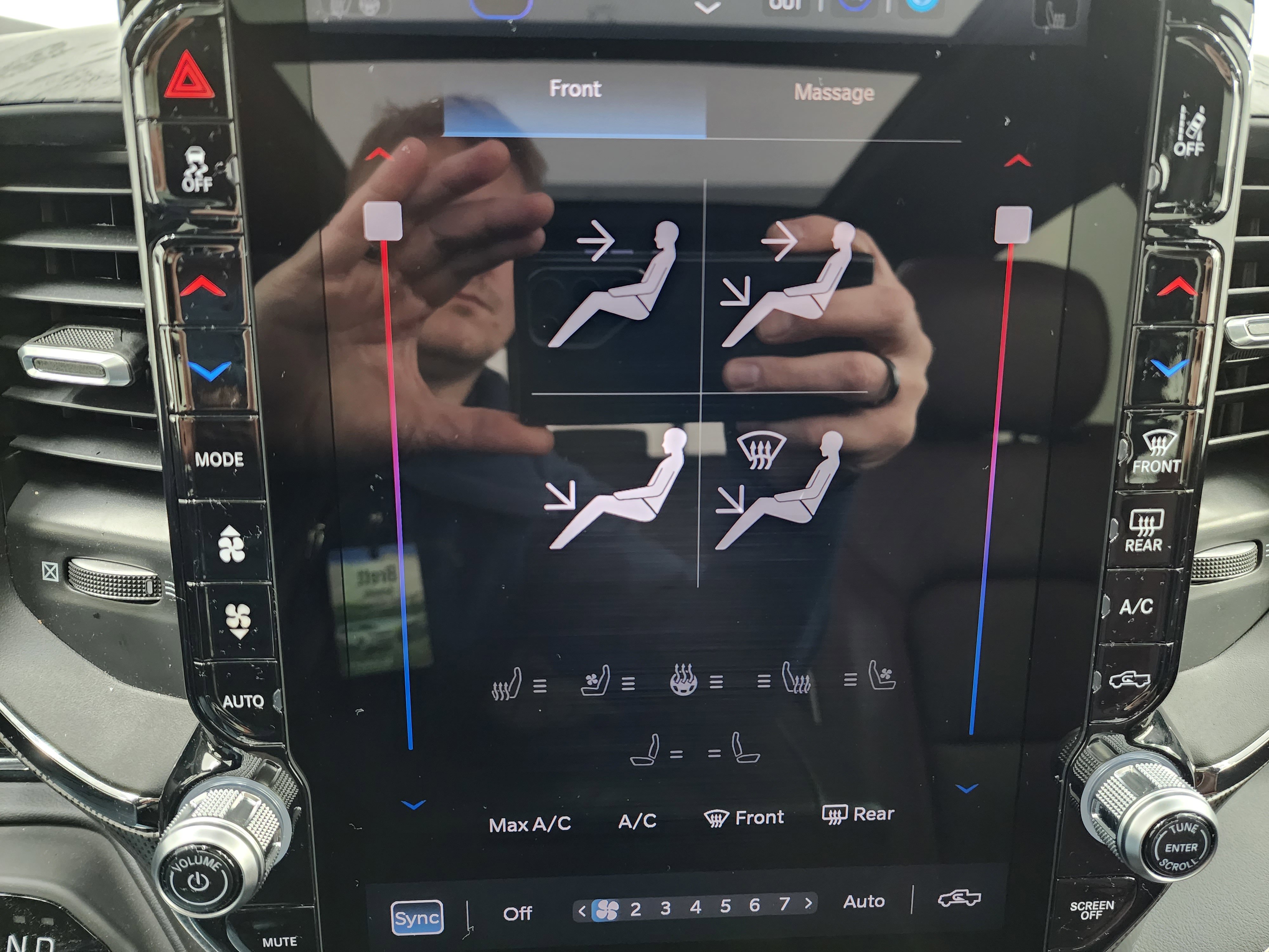 Used 2025 RAM 1500 Limited image 52