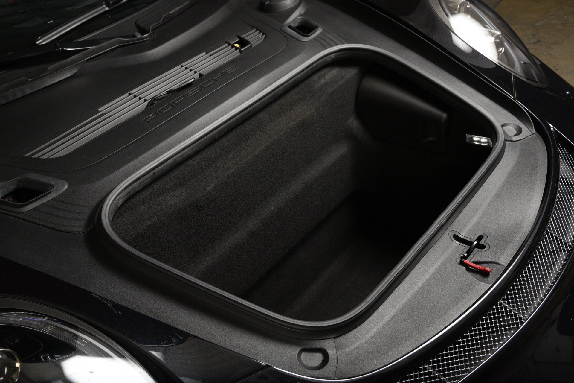 Used 2019 Porsche 911 GT3 RWD image 11