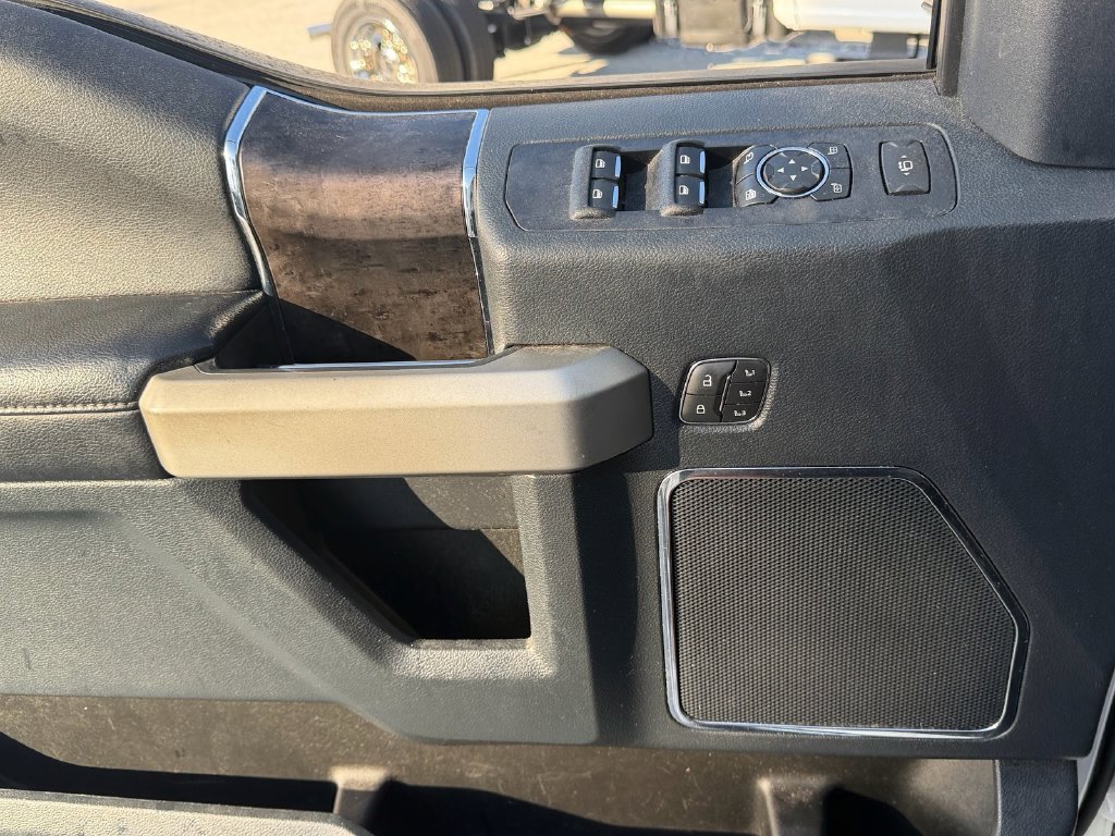 Used 2022 Ford F450 Lariat w/ Lariat Ultimate Package AWD/4WD image 14