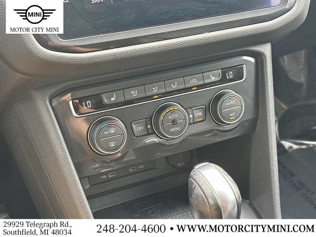 Used 2021 Volkswagen Tiguan SE w/ Panoramic Sunroof Package AWD/4WD image 33