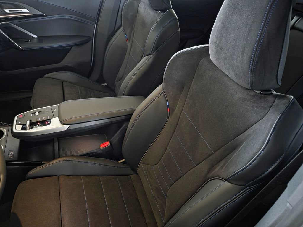 New 2026 BMW X2 xDrive28i w/ Technology Package image 9