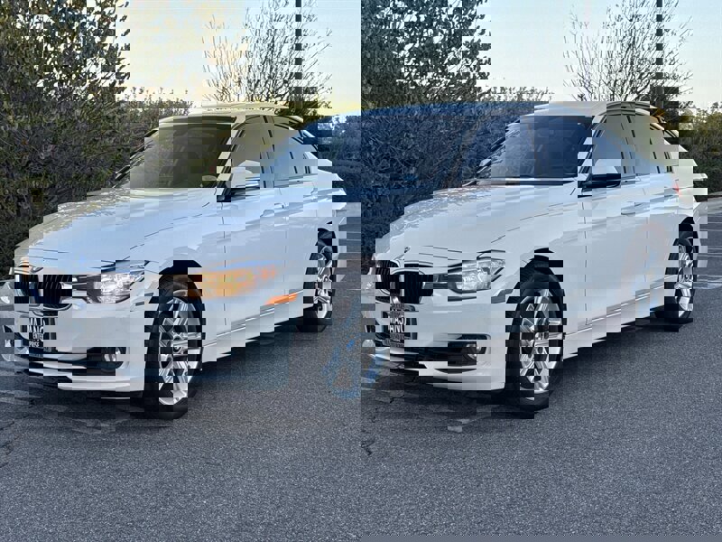 Used 2015 BMW 328i Sedan image 2