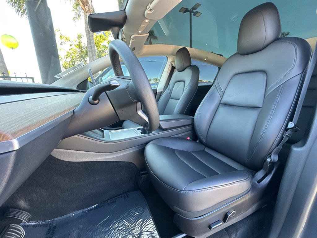 Used 2023 Tesla Model Y Long Range AWD/4WD image 8