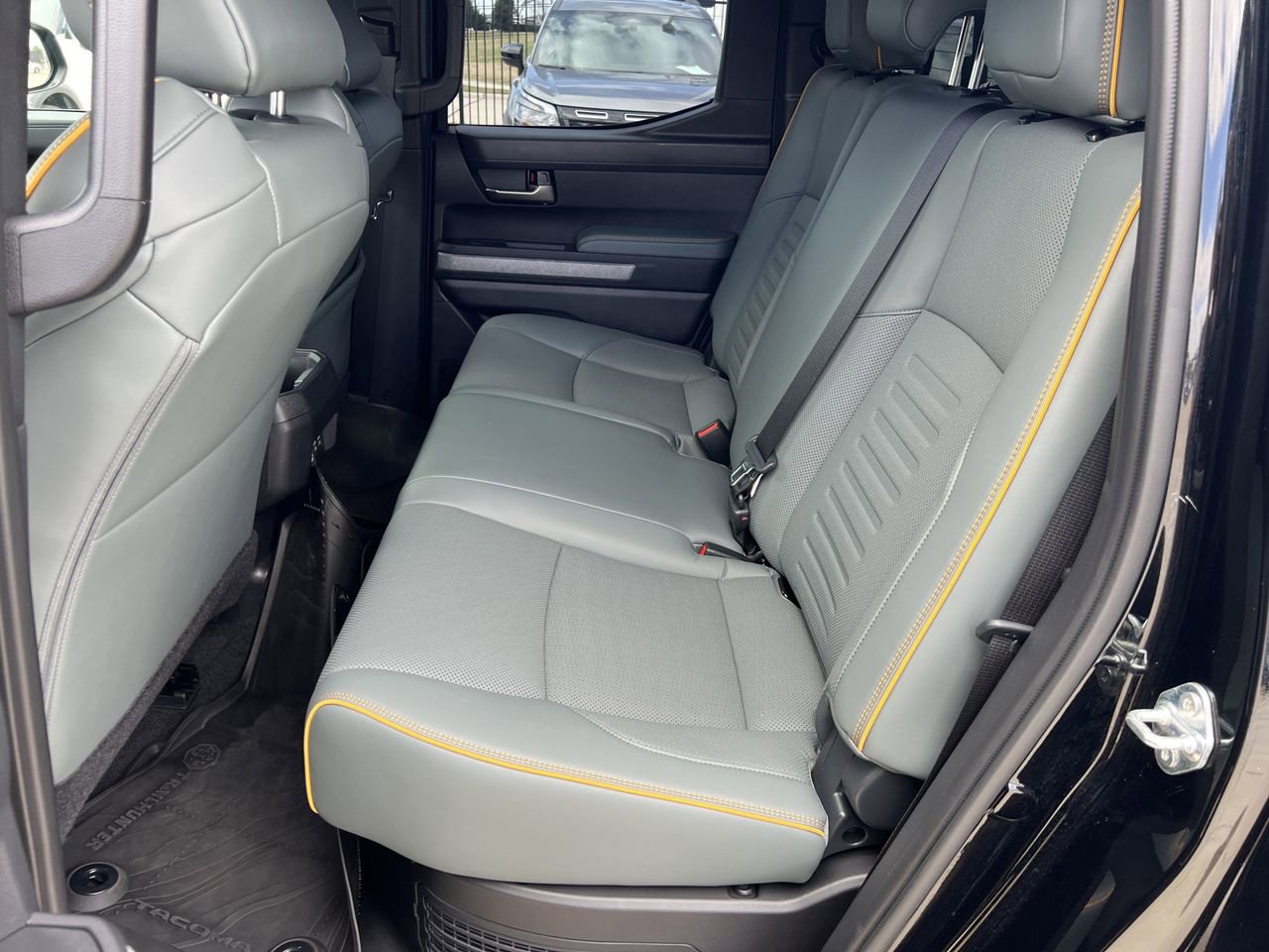 Used 2025 Toyota Tacoma Trailhunter image 34