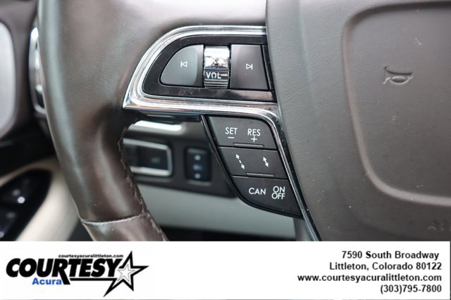 Used 2021 Lincoln Navigator Black Label w/ Special Edition Package AWD/4WD image 11