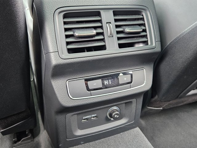Used 2020 Audi SQ5 Premium Plus w/ Premium Plus Package image 18
