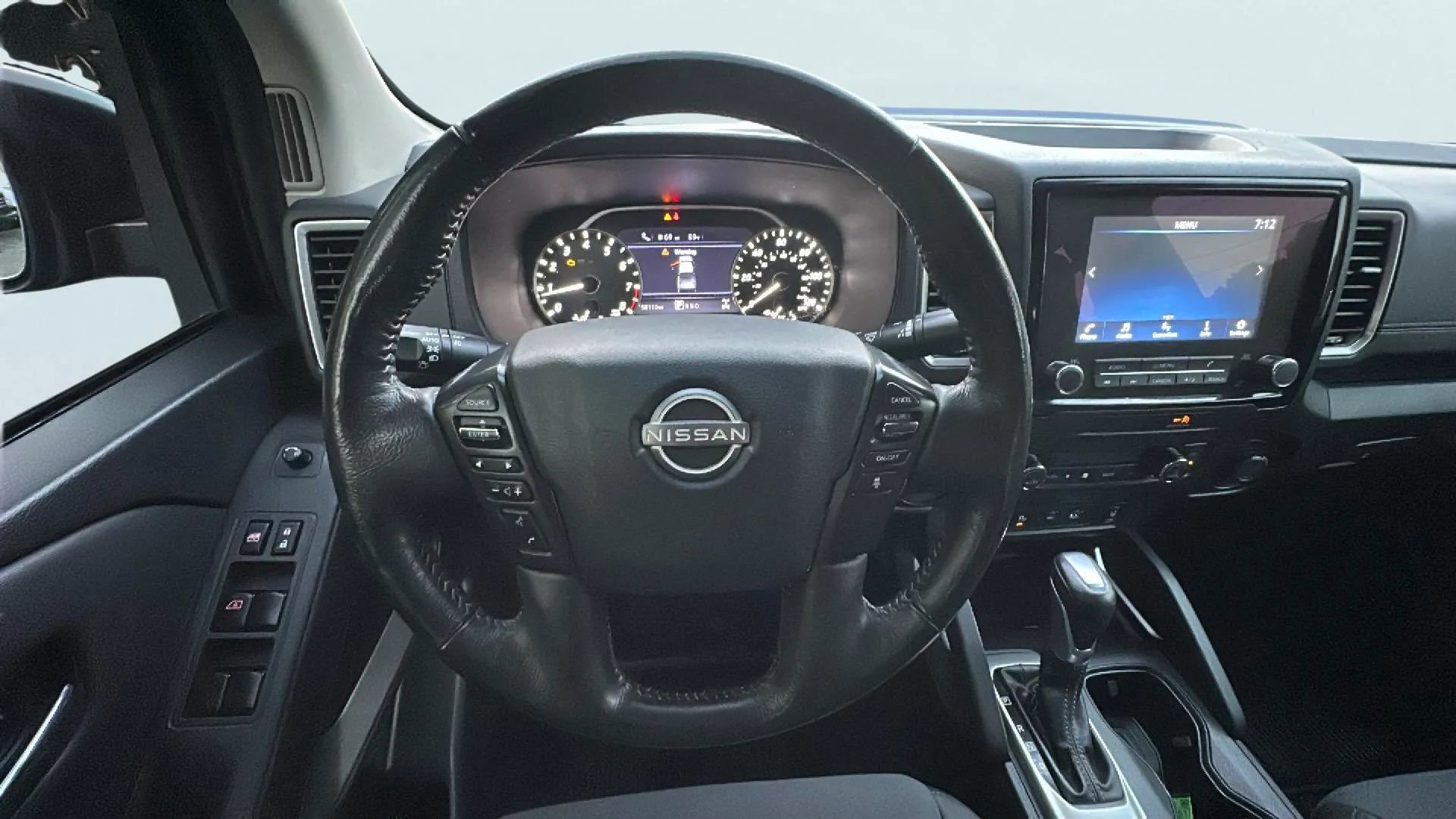 Used 2022 Nissan Frontier SV image 10