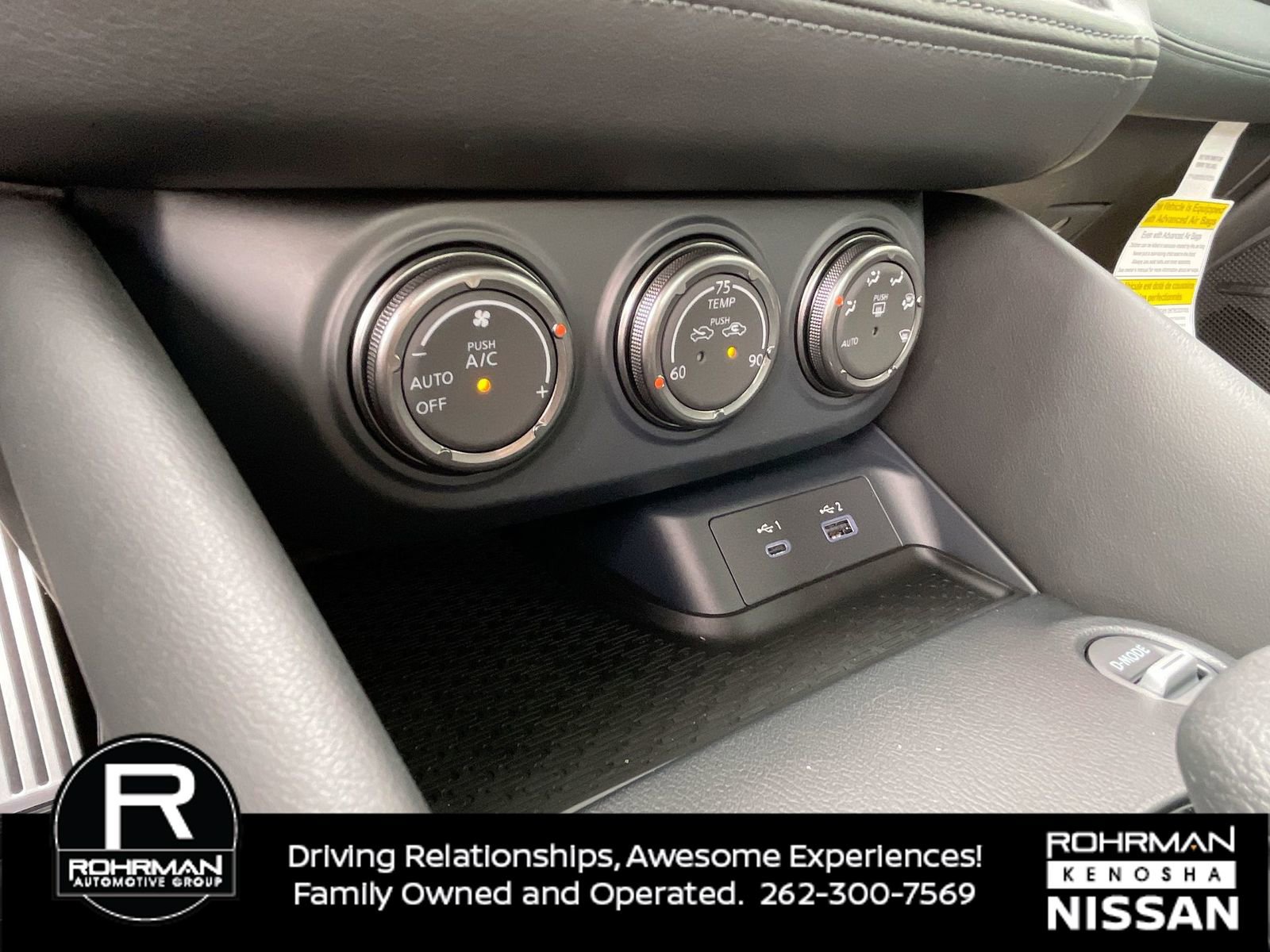 New 2024 Nissan Z Performance w/ Floor Mat Package image 10