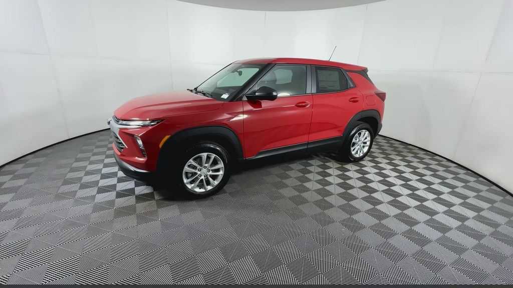 New 2026 Chevrolet TrailBlazer LS w/ LS Convenience Package AWD/4WD image 7