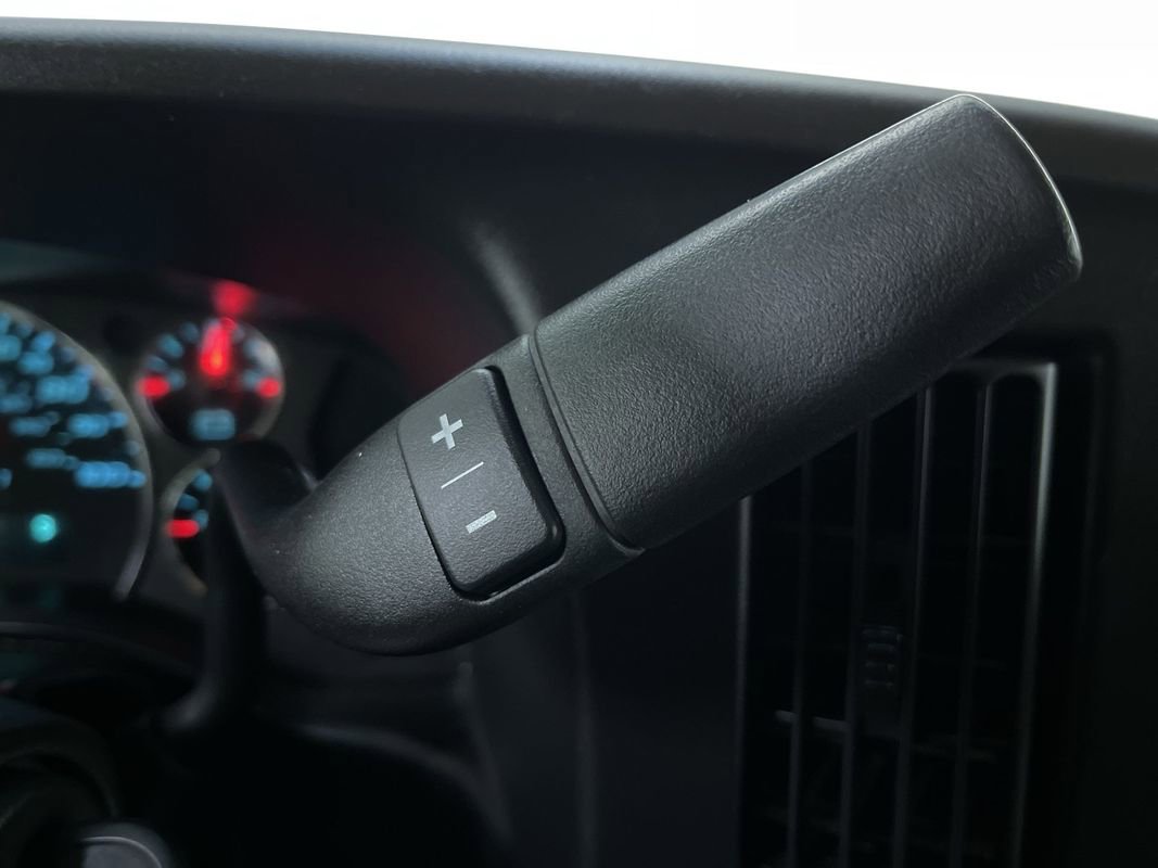 Used 2022 Chevrolet Express 2500 w/ Driver Convenience Package image 23