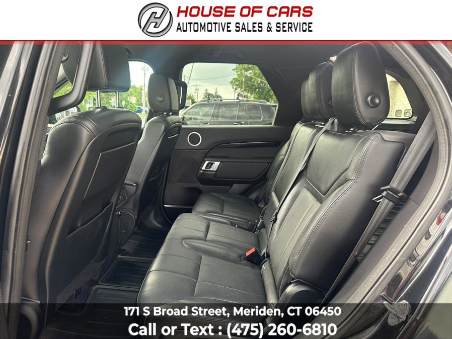 Used 2017 Land Rover Discovery SE image 33