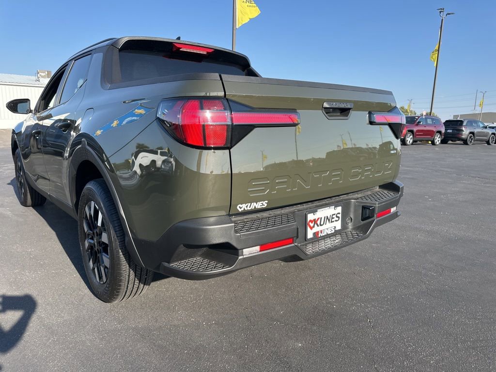 Used 2025 Hyundai Santa Cruz SEL image 13