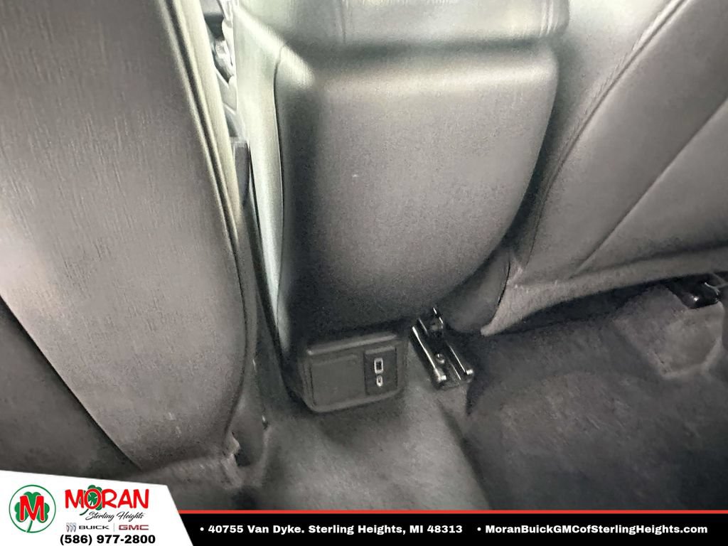 Certified 2024 Buick Encore GX Preferred AWD/4WD image 12