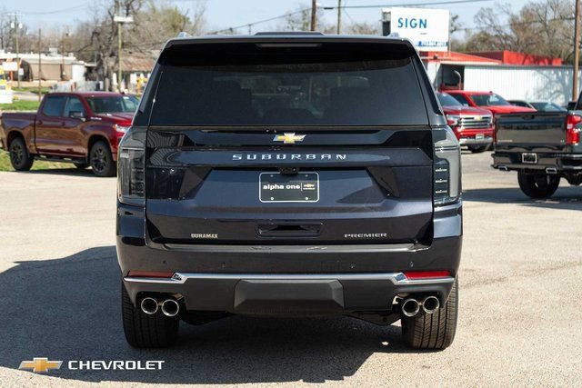 New 2026 Chevrolet Suburban Premier RWD image 7