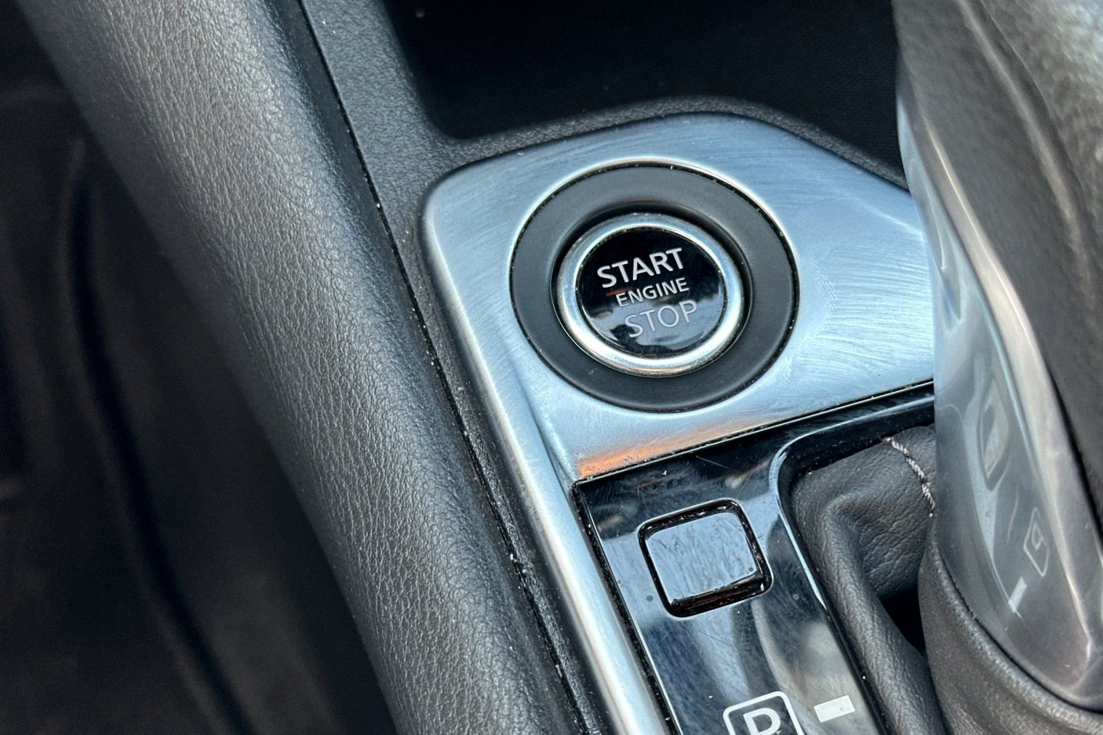 Used 2024 Nissan Sentra SV FWD image 21